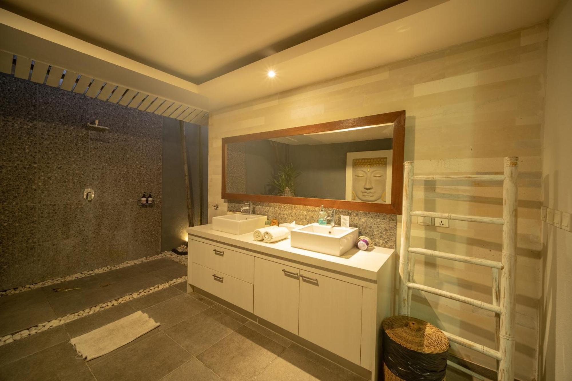 Villa Allure A&b Canggu
